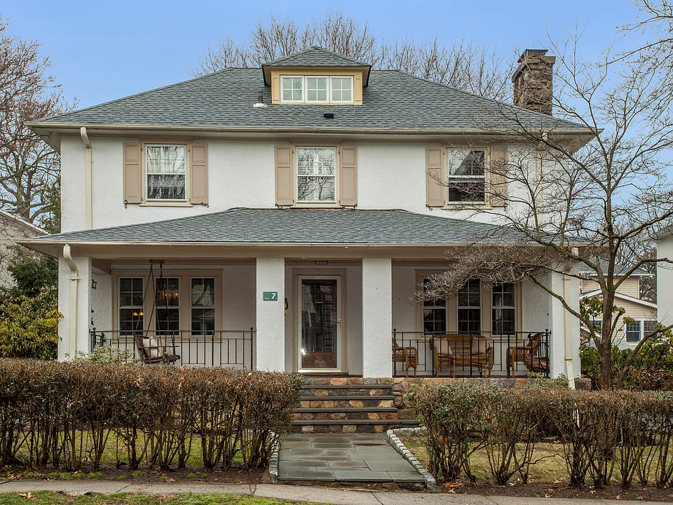 1st image of 7 Wendt Ave