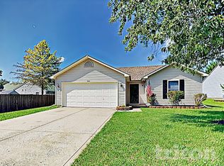 284 Woodfield Dr, Franklin, IN 46131