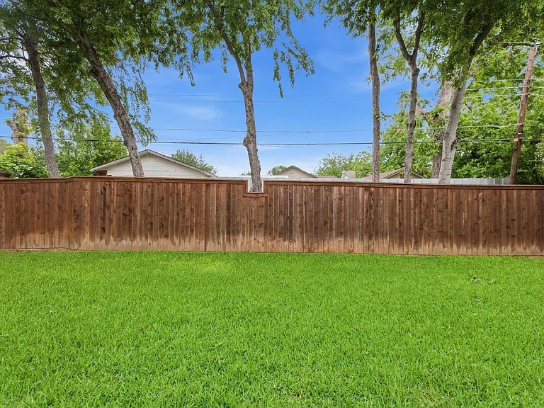 2725 Ryan Place Dr — Photo 29