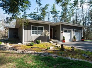 11 Raybrook Dr, Woodstock, NY 12498