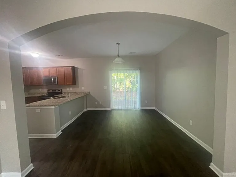 1025 Cedar Village Trl — Photo 3