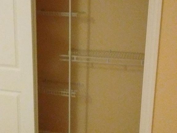 closet organizers in bedrooms