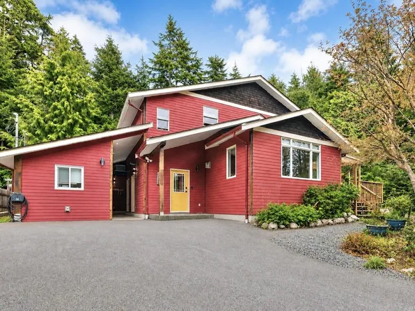 1302 Victoria Rd, Ucluelet, BC V0R 3A0