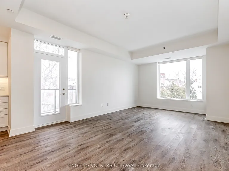 280 Crichton St #107 — Photo 8