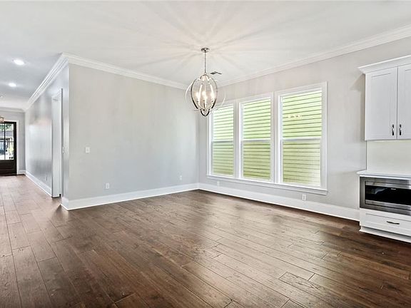 5th image of 215 14th St
