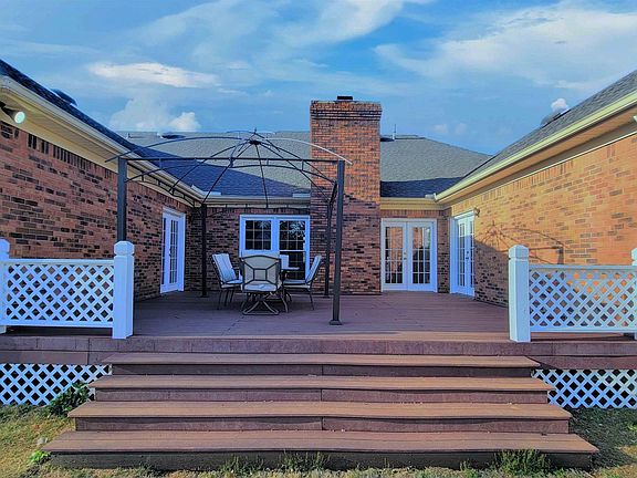 3rd image of 102 Fred Atkinson Rd