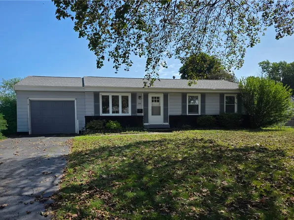 180 Duxbury Rd, Rochester, NY 14626
