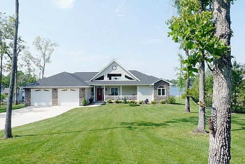 1st image of 1018 Hileah Dr