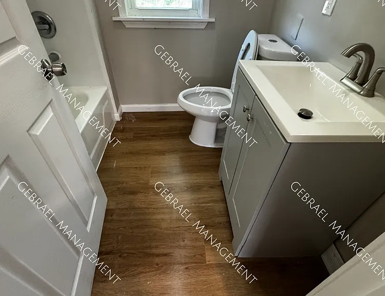 2131 Ohio Ave — Photo 10