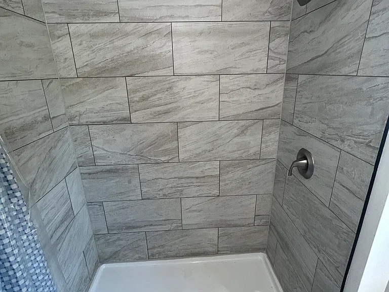7 Pleasant St #B — Photo 2
