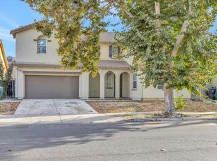 1336 Phlox Dr, Patterson, CA 95363