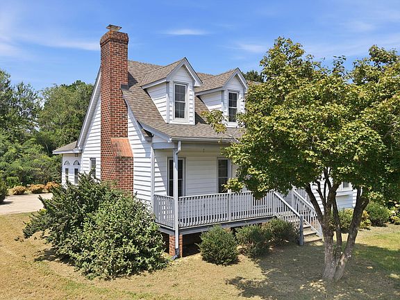 2nd image of 9438 Colonial Drive