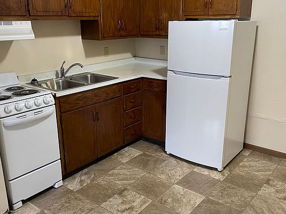 2nd image of 1524 15th Ave SE #3