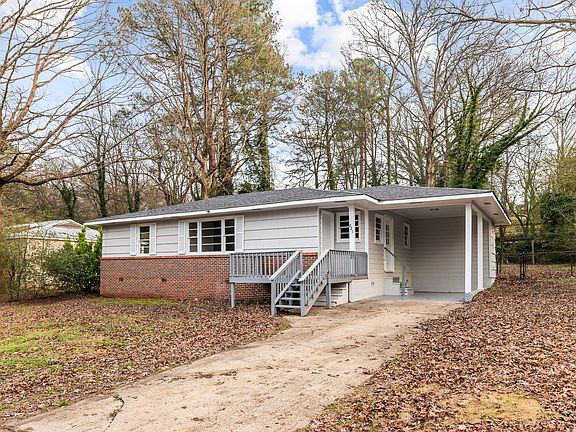 2nd image of 221 Lawson Rd