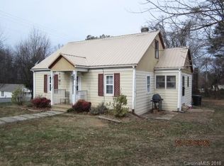 1901 E Cloaninger Ave, Statesville, NC 28625