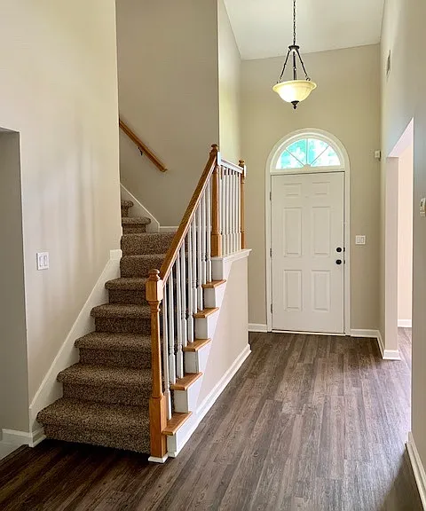 11728 Palmer Ct — Photo 3