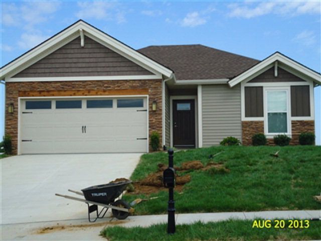 1st image of 6500 Autumn Valley Dr