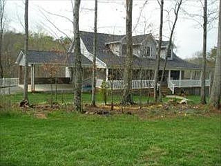 1st image of 125 Damshore Dr