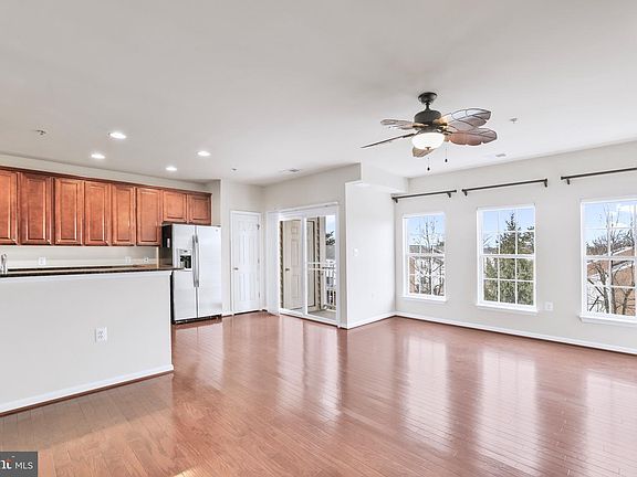 3rd image of 6055 Wicker Ln #128