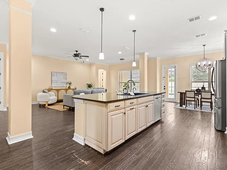 7231 Sangalla Dr — Photo 23