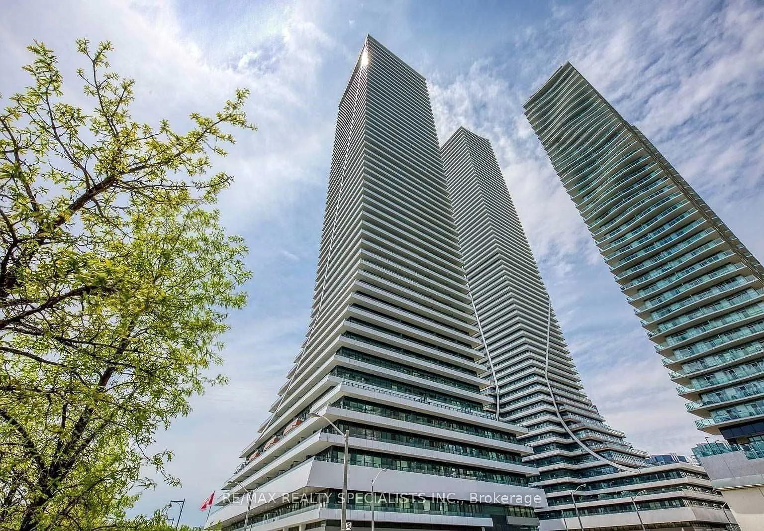 2 bed, $3,100 — Photo 1