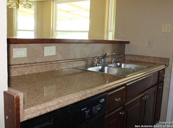 2nd image of 6411 Timberhill Dr