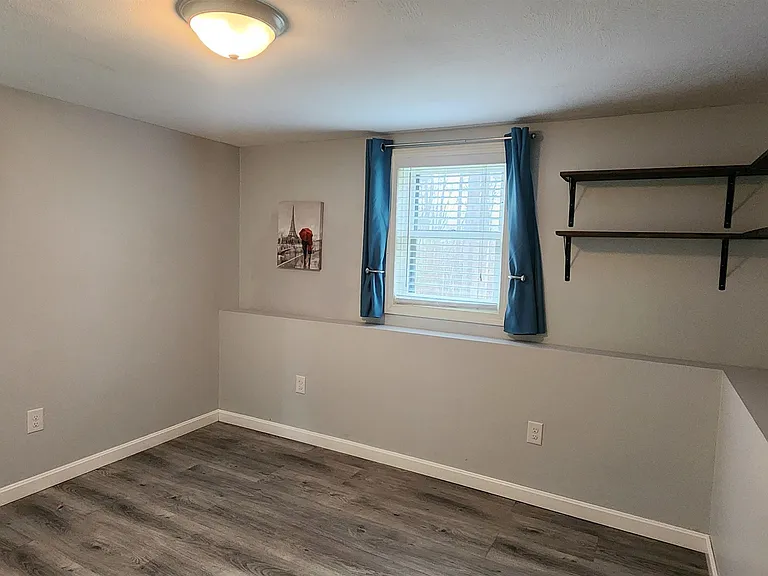 62 Hovey Rd — Photo 15