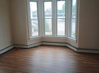 44 Fletcher St FLOOR 3, Central Falls, RI 02863