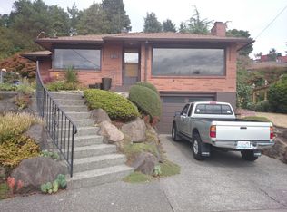 8702 40th Ave SW, Seattle, WA 98136