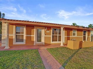 3761 NW 205th St, Miami Gardens, FL 33055