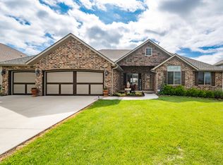 1401 S Natchez Rd, Republic, MO 65738