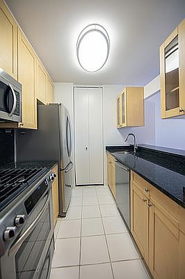 5th image of 424 W End Ave #1402