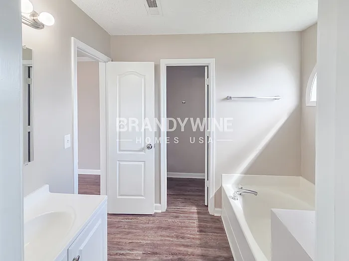 1139 Commons Ct — Photo 16