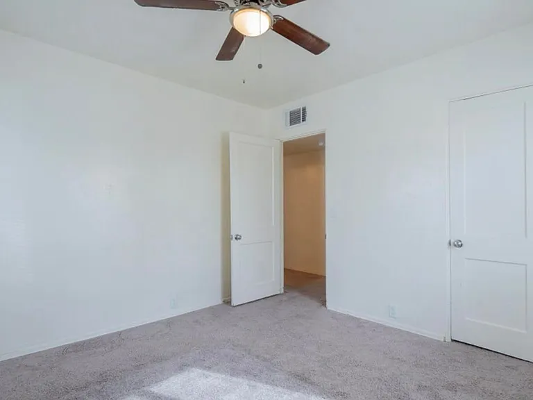 370 W Pima Ave — Photo 17