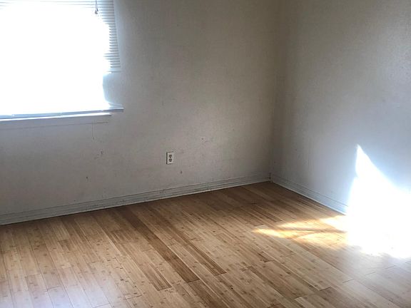5th image of 1038 Dimarco Dr