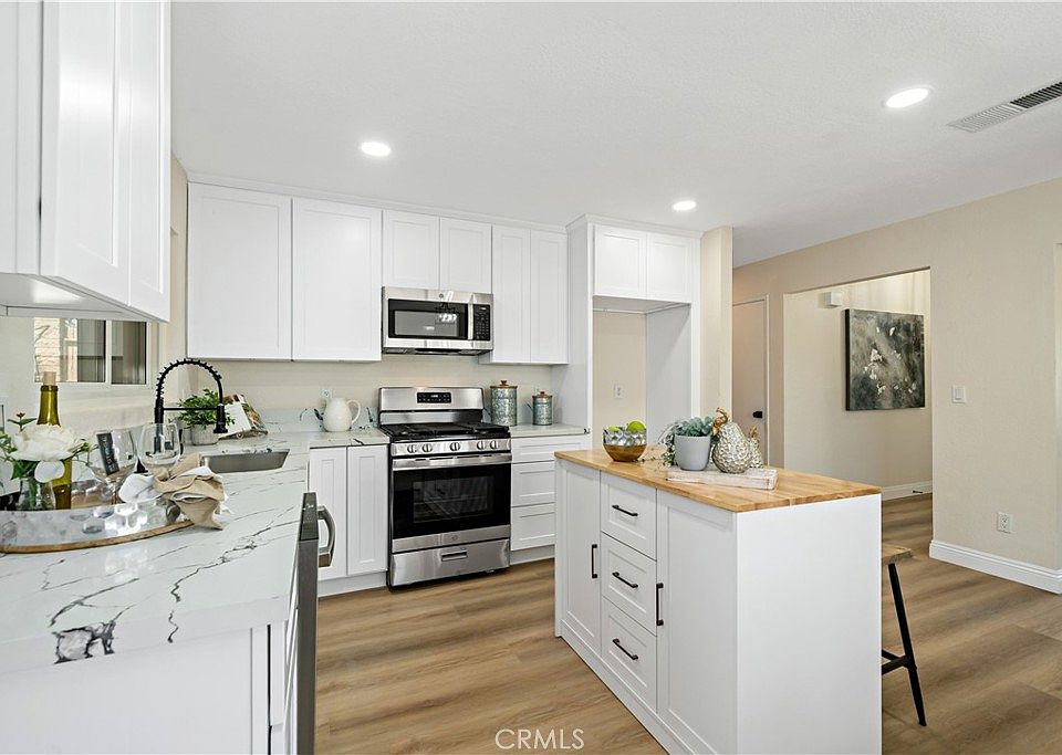 1st image of 25434 Boxelder Dr