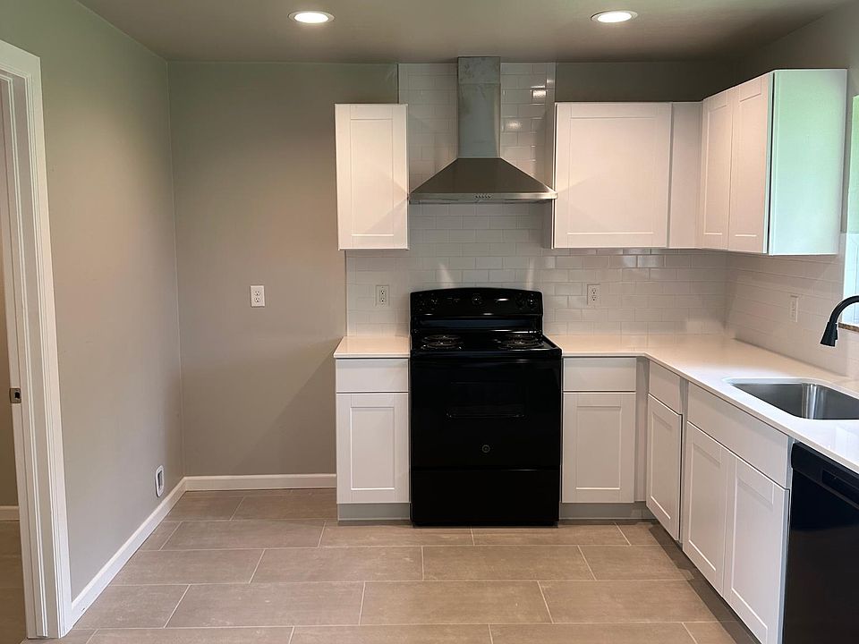 1st image of 3801 NW 51st Pl