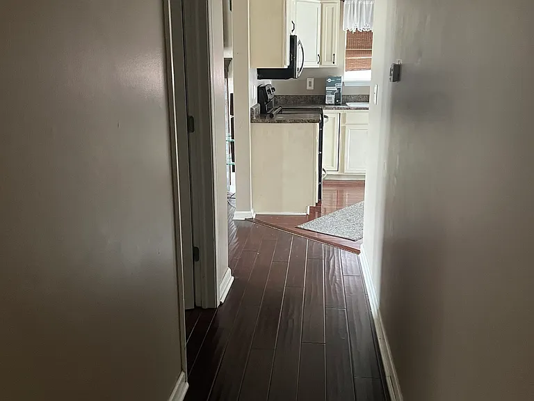425 Polk Manor Dr — Photo 12