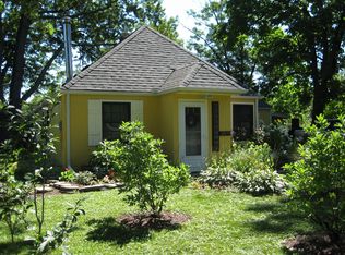 2879 Fernwood Ave, Ann Arbor, MI 48104
