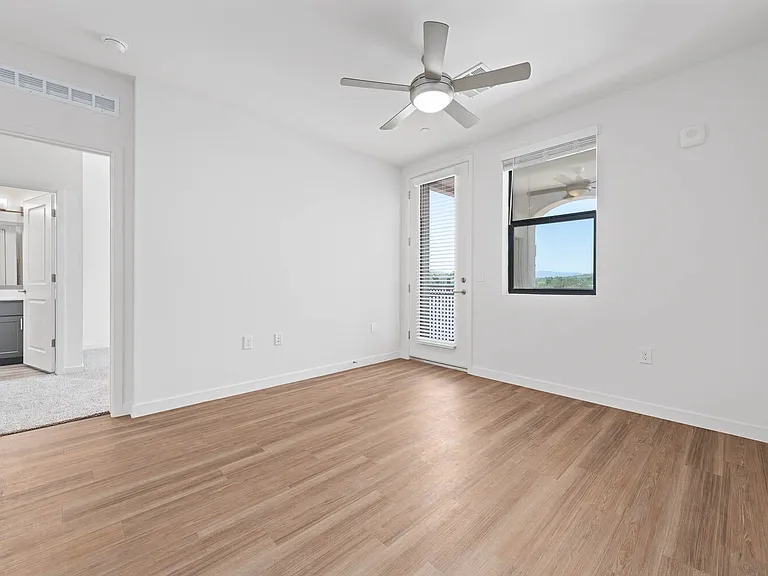 Solara Vista — Photo 23