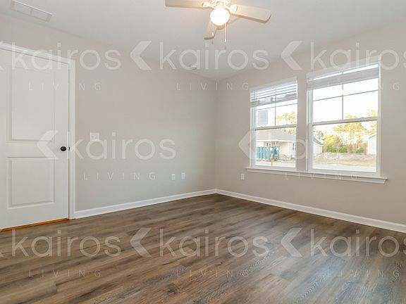 5th image of 54 Cottage Grove Dr