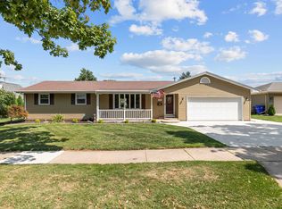 2506 S Greenview St, Appleton, WI 54915