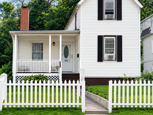 Capen Street, Hartford, CT 06112