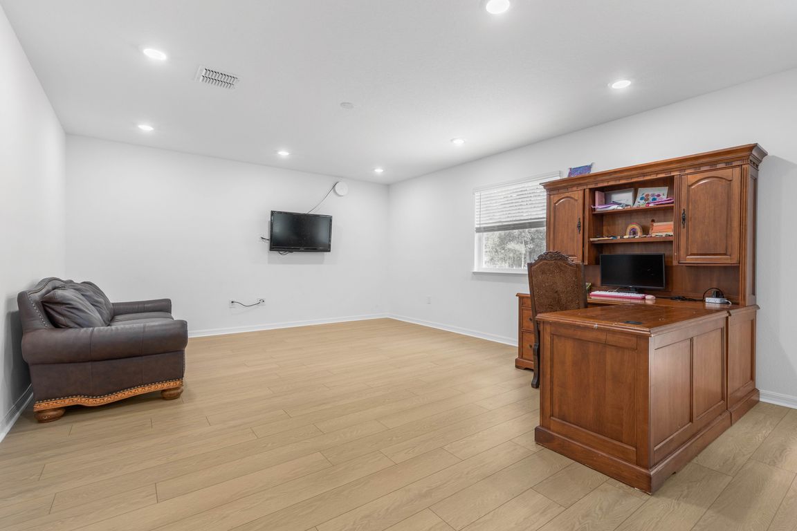 next background image