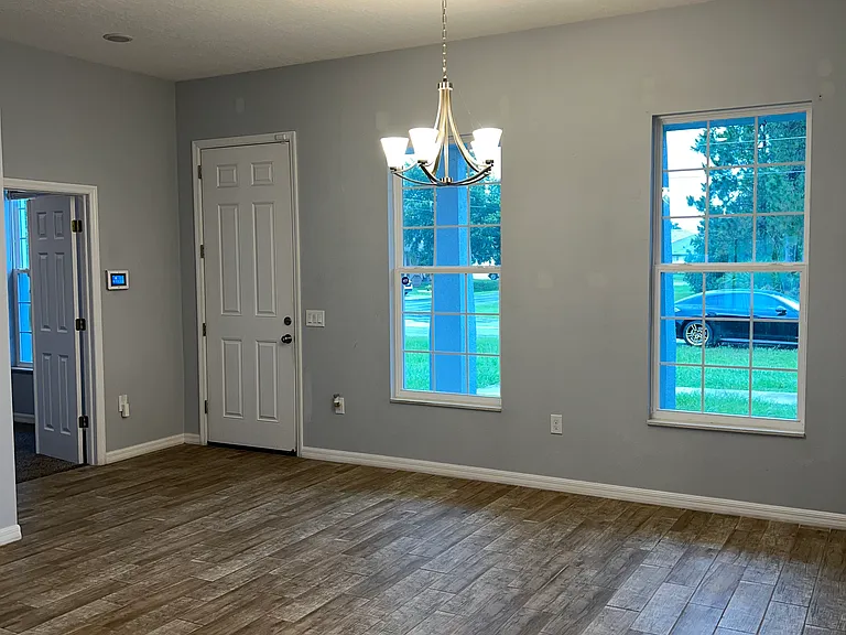 567 Viceroy Ct — Photo 5