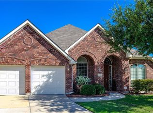 6318 Meadowcrest Ln, Sachse, TX 75048
