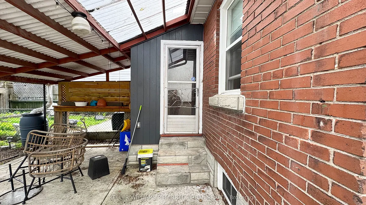 Building Photo - 157 Harding Blvd #BASEMENT