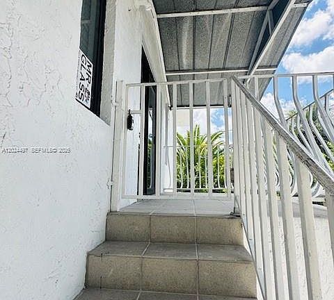 4th image of 11870 SW 5th St #B