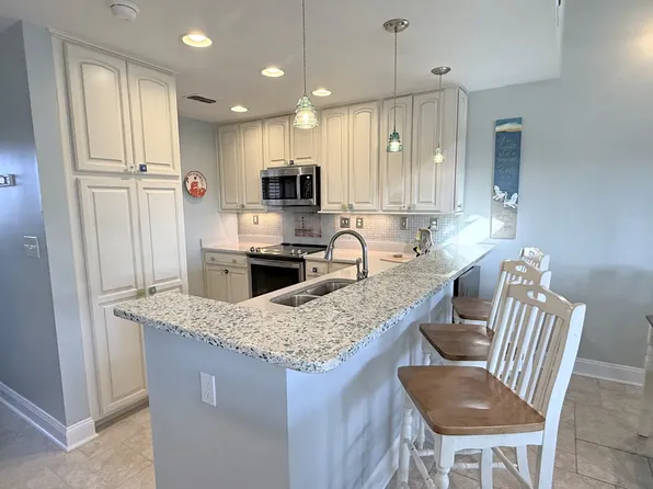 125 Pirates Way Unit 125D, Manteo, NC 27954