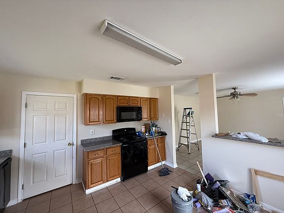 4th image of 3806 Shangri La Dr #3804